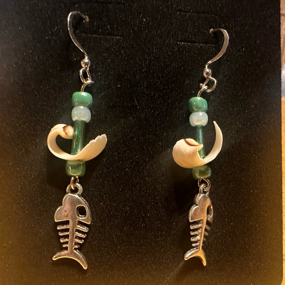 “Filet & Release” Earring set - Picture 2 of 3